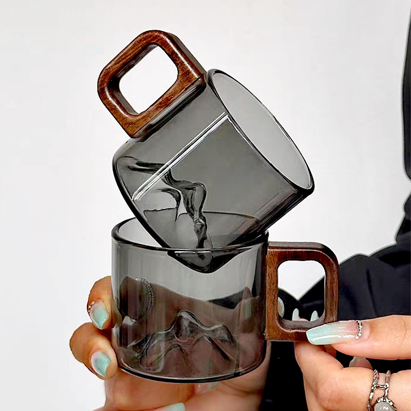Xbloom Coffee Tea - 小さな容量のクルミの木製ハンドルガラスコーヒーマグ、北欧のコーヒーカップ、家庭用ティーミルクドリンクウェア、朝食用カップ、110ml