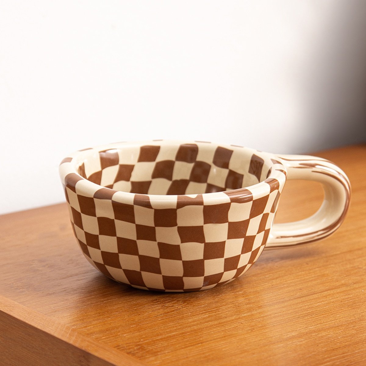 レンチ型ハンドル付きセラミックコーヒーマグ1個、コーヒー、ミ - Coffee&Tea House Menu のレビューと価格