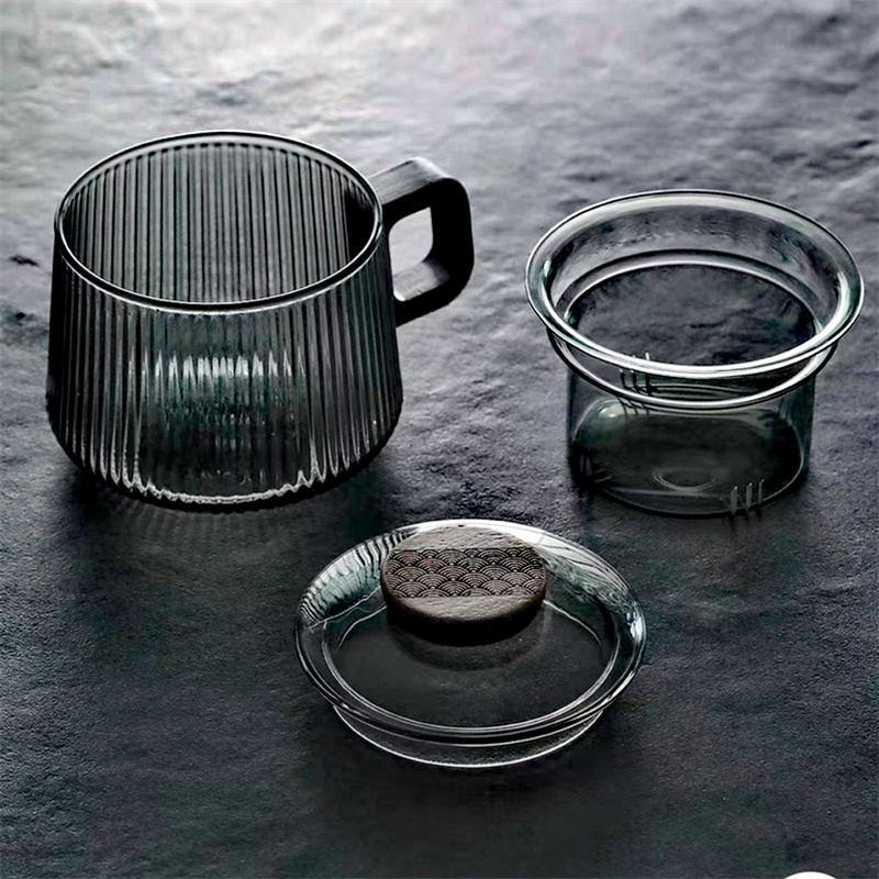 ホウケイ酸ガラス製ティーカップ,ストライプ,木製ハンドル付き - Coffee Tea Japan のレビューと価格