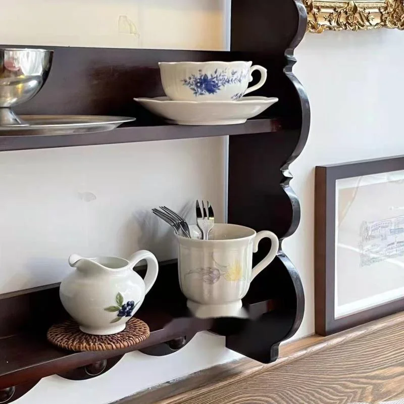 レトロな無垢材の壁掛け棚、アンティークティーセットディスプレ - Coffee Tea Images のレビューと価格